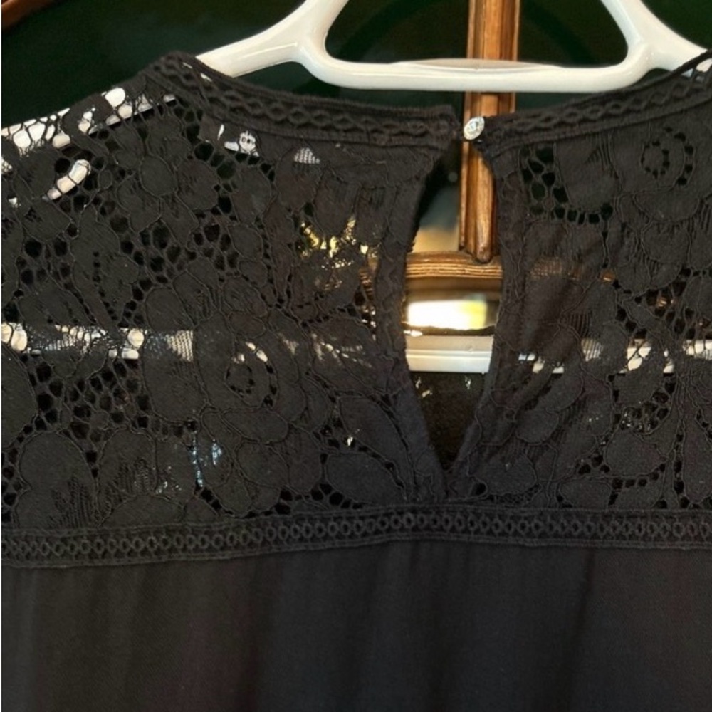 Zara Elegant Black Lace Sleeve Dress - Picture 6 of 8